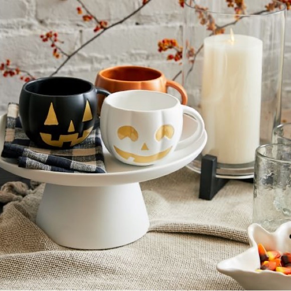 Pottery Barn Black Jack O'Lantern Pumpkin Stoneware Mugs - Set of 4 ๐ - Picture 14 of 16